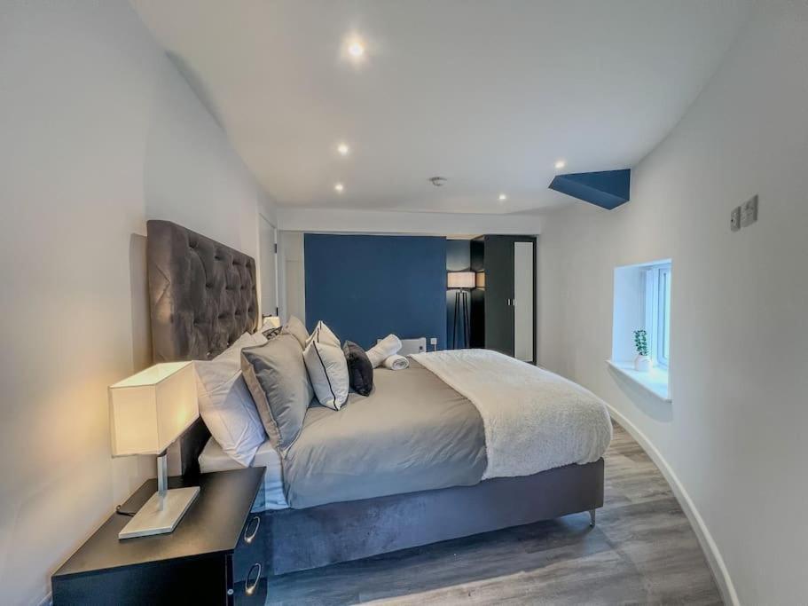 Orange Rentals-High Spec, Midnight Suite, Sleeps 4-Pets Welcome! Liverpool Exterior photo