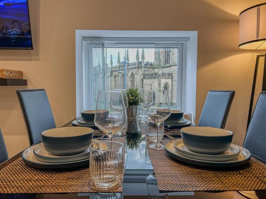 Orange Rentals-High Spec, Midnight Suite, Sleeps 4-Pets Welcome! Liverpool Exterior photo