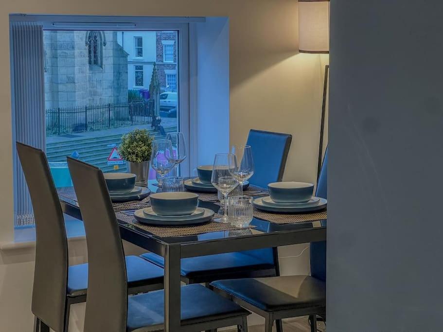 Orange Rentals-High Spec, Midnight Suite, Sleeps 4-Pets Welcome! Liverpool Exterior photo
